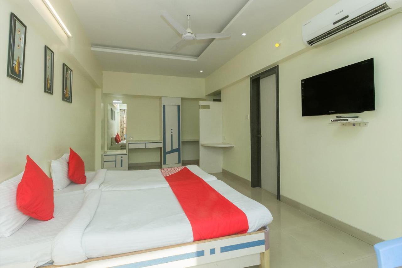 נאסיק Flagship 4387 Hotel Theem Plaaza מראה חיצוני תמונה